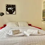 «residence De La Plage» Calme, Neuf, Proche Centre Apartment Menton