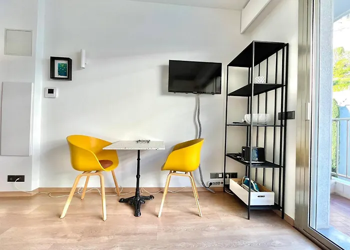 «residence De La Plage» Calme, Neuf, Proche Centre מנטון